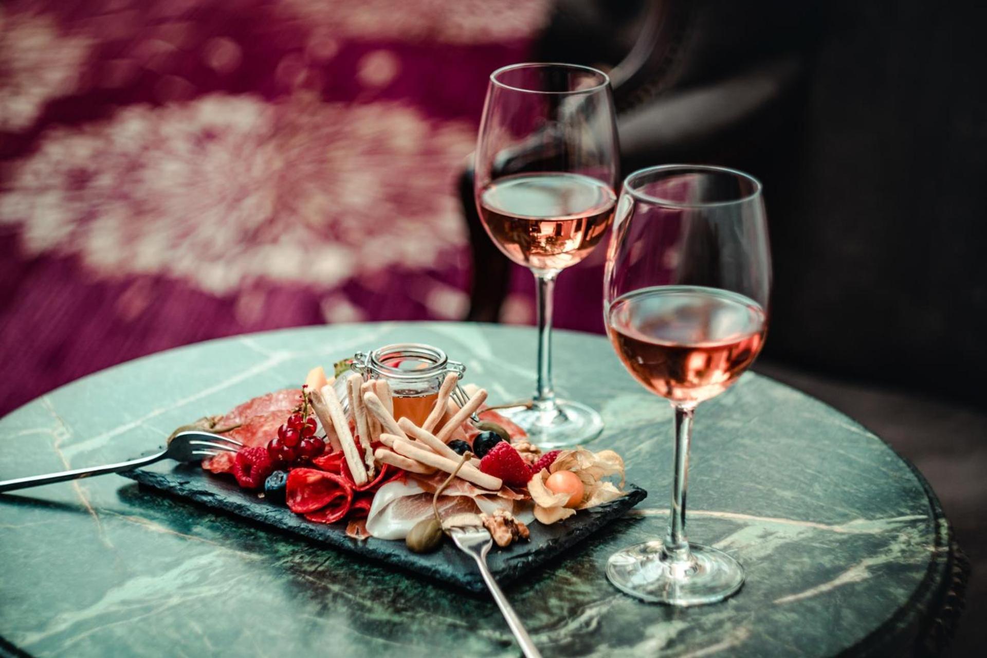 Wellness & Spa Hotel Kaskady スリアチ エクステリア 写真