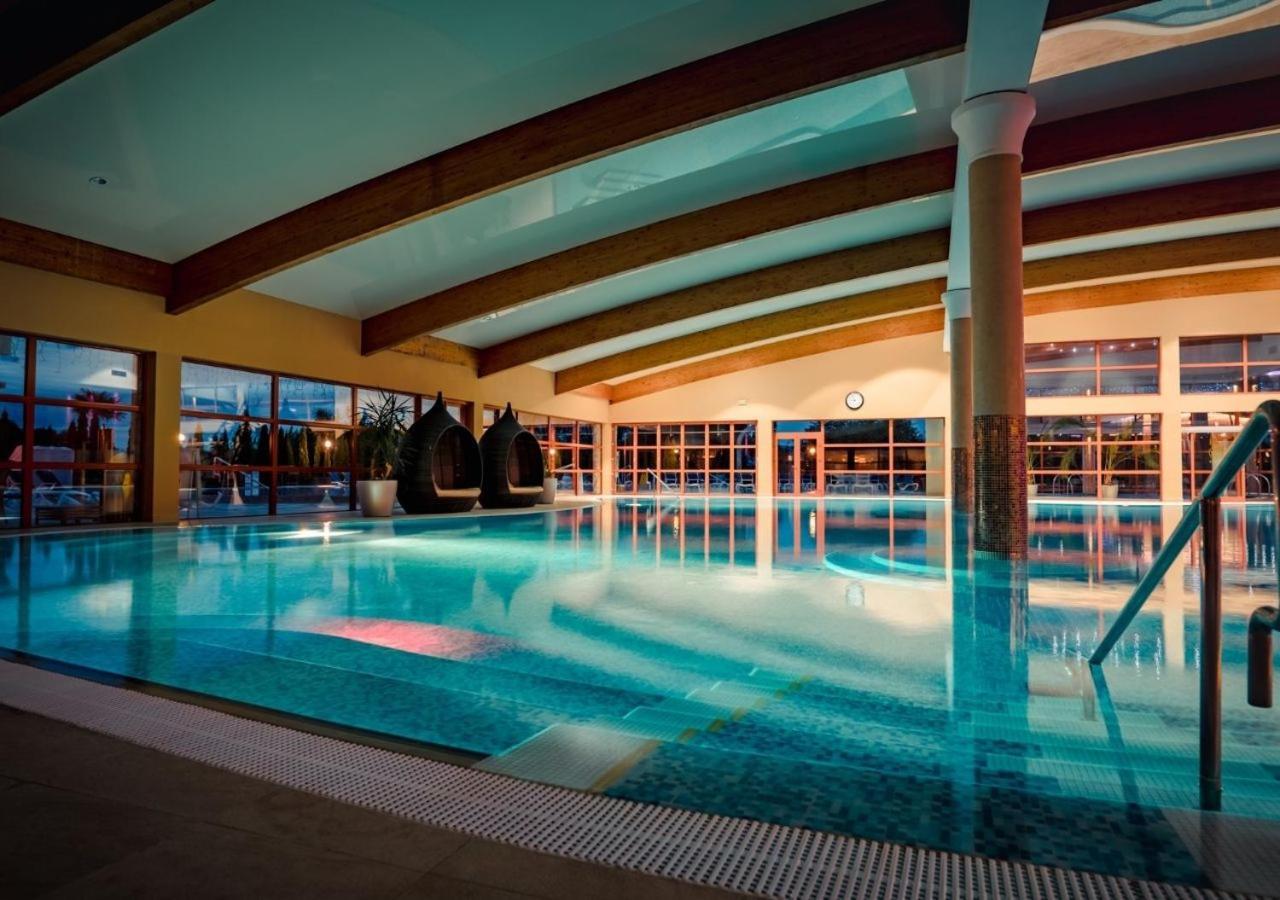 Wellness & Spa Hotel Kaskady スリアチ エクステリア 写真