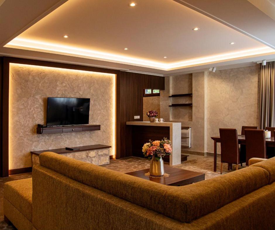 Wellness & Spa Hotel Kaskady スリアチ エクステリア 写真